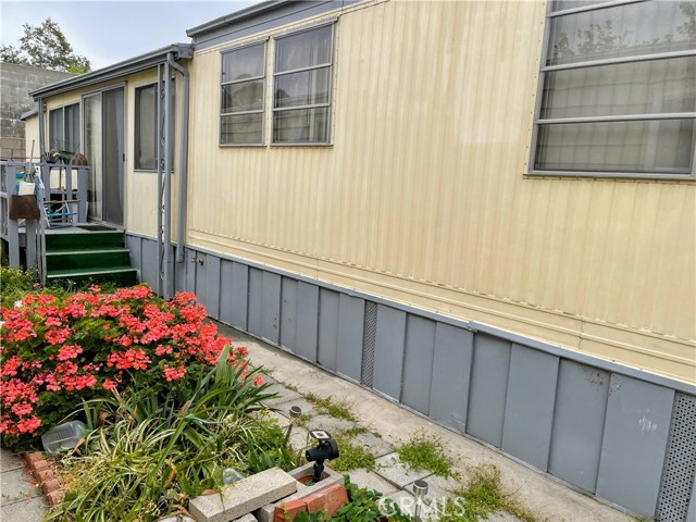 8100 Foothill Boulevard, 38 photo 3
