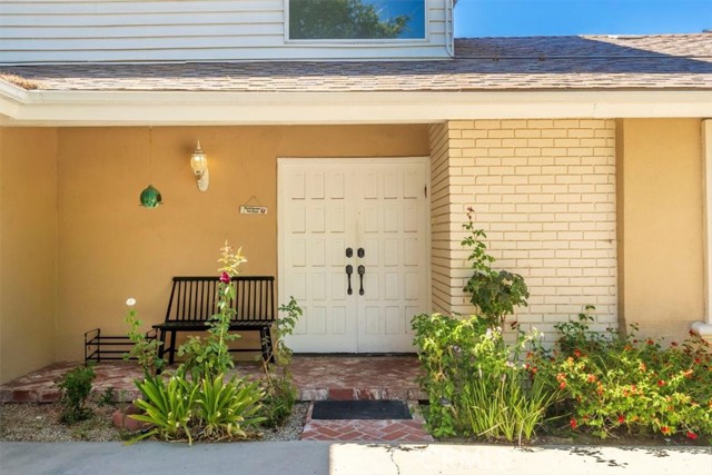 17015 Jeanine Place photo 4