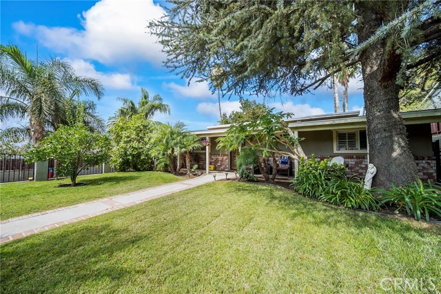 13151 Sayre Street photo 6