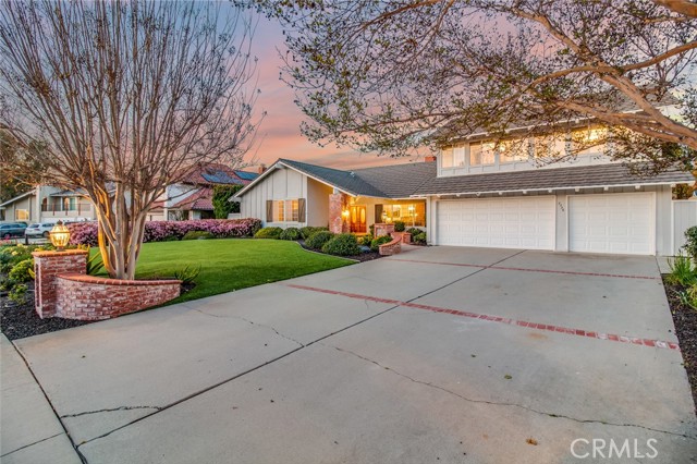 2336 Magda Circle photo 3