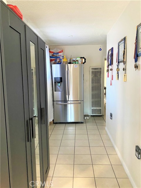 1417 Mott Street photo 6