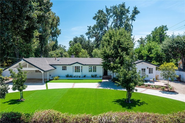 Photo of 23340 Collins Street, Woodland Hills, CA 91367