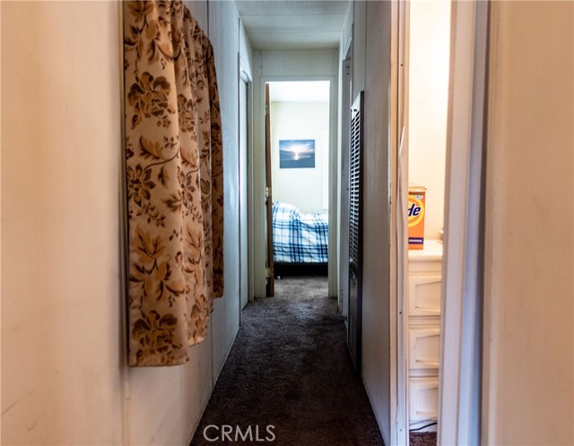 21001 Plummer Street, 41 photo 6