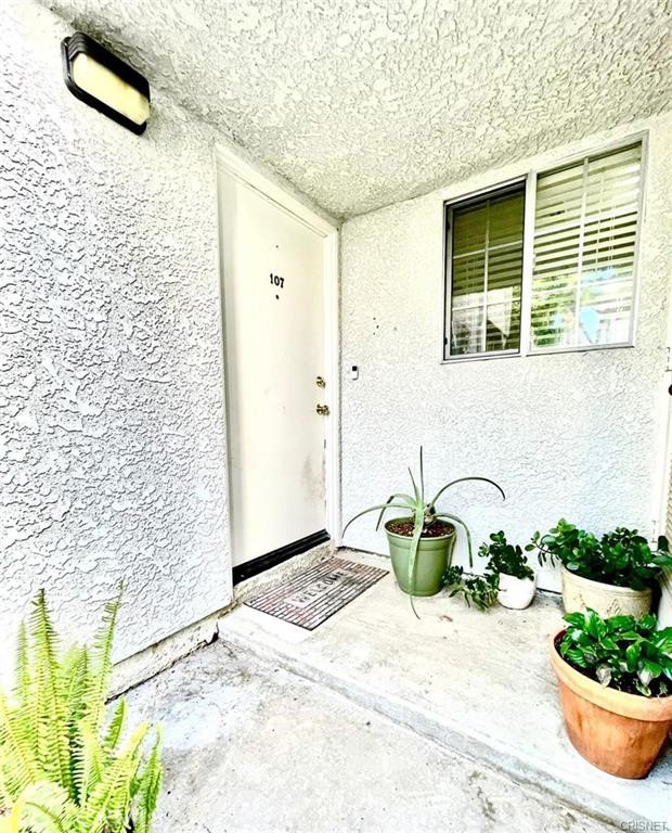 20155 Keswick Street, 107 photo 2
