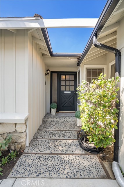 4857 Beeman Avenue photo 4