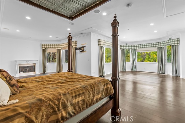 Detail Gallery Image 19 of 46 For 4261 Temma Ct, Calabasas,  CA 91302 - 8 Beds | 8/1 Baths
