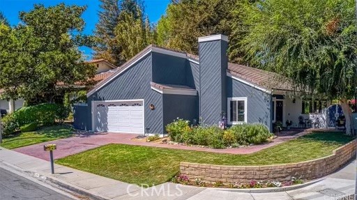 Detail Gallery Image 1 of 1 For 26901 Calamine Dr, Calabasas,  CA 91301 - 4 Beds | 2 Baths