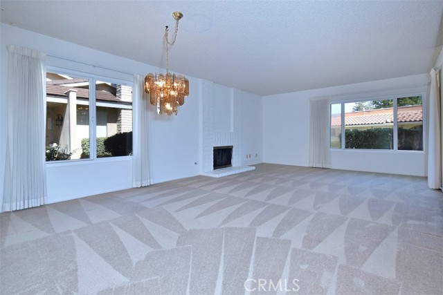 2225 Crespi Lane photo 6