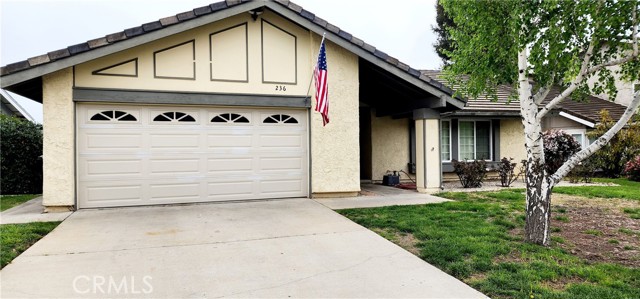 236 Cedar Heights Drive photo 2