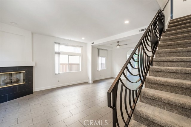 4520 Fulton Avenue, 10 photo 4