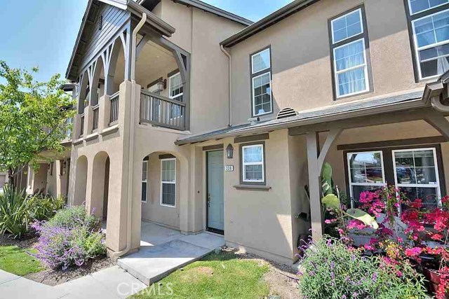 339 Feather River Place Oxnard, California Beautiful and spacious townhouse with front porch close to the park. The first floor features a spacious living room and dining area plus a gourmet chef’s kitchen with quartz countertops, tile backsplash and included refrigerator. Attached to the kitchen is a private patio to relax or entertain on. Upgrades include custom built-ins, hardwood flooring, A/C, just to name a few. The master bedroom has a 5 piece en-suite bathroom, plus a large loft, walk-in closet, and balcony. The second and third bedrooms share a Jack and Jill bath. There is a laundry room with included washer and dryer. The Riverpark community is conveniently located near new schools, several parks including a dog park, barbecue areas, gazebo, fountains, basketball courts, and tennis courts. Enjoy a short stroll to the “The Collection” with the Century Theaters, Target, Whole Foods, Cheesecake Factory, and Lazy Dog Restaurant. New S.T.E.A.M. Academy. Easy access to 101 Freeway.