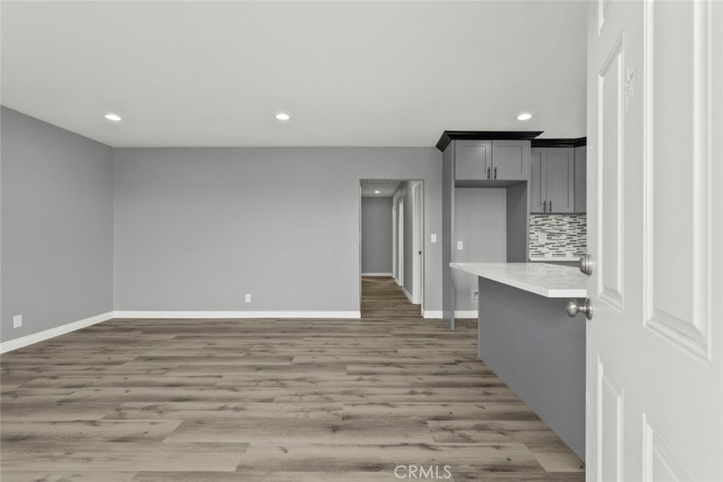42713 2nd Street E, Lancaster, CA 93535