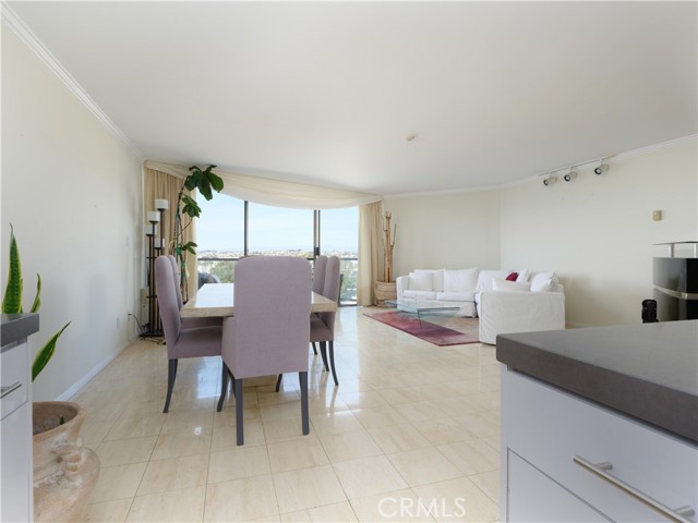 531 Esplanade, Redondo Beach, California 90277, 2 Bedrooms Bedrooms, ,1 BathroomBathrooms,Residential,Sold,Esplanade,SR22028653