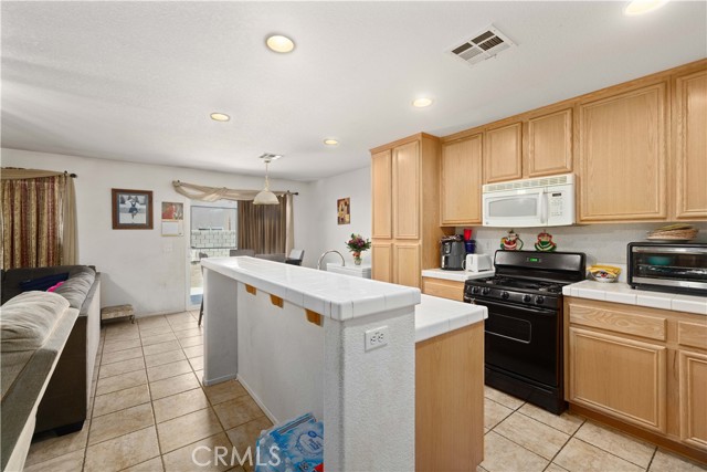 Detail Gallery Image 21 of 39 For 45443 36th St, Lancaster,  CA 93535 - 4 Beds | 2 Baths