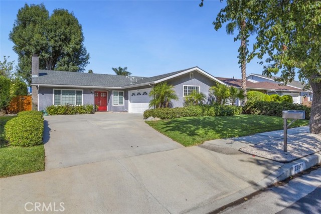 22671 Stagg Street photo 2