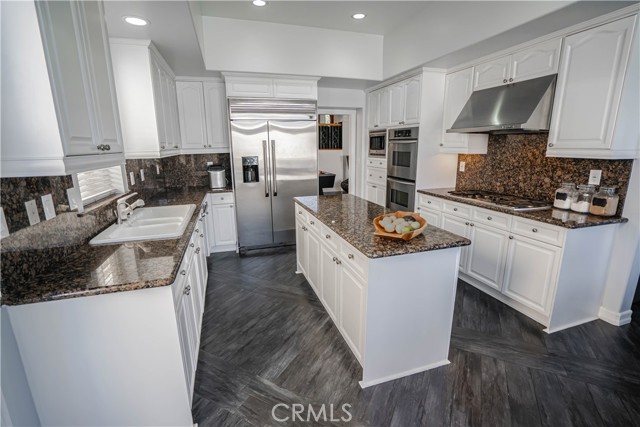 Open Kitchen with Extended Island