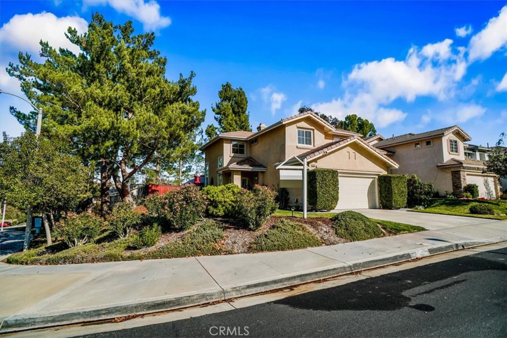 26812 Sack Court, Canyon Country, CA 91351