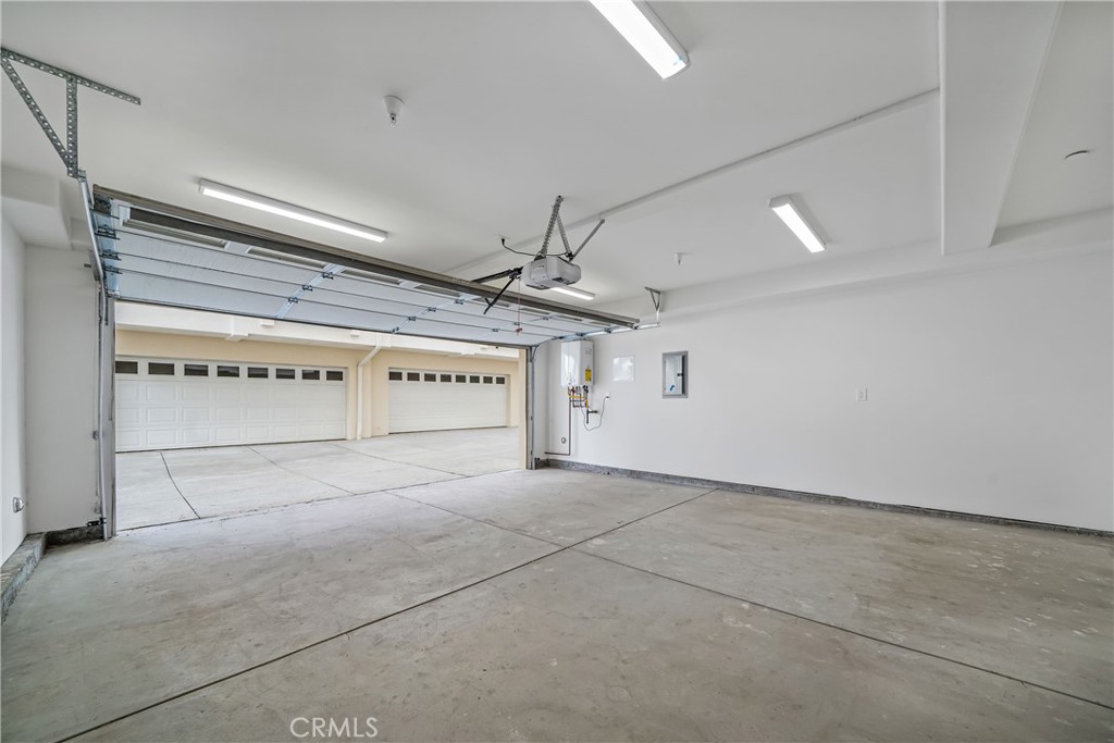 1101 N Maclay Avenue 2