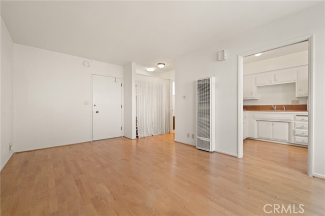 239 S Barrington Avenue F8, Brentwood, CA, 90049 239 S Barrington Avenue F8, Brentwood, CA, 90049