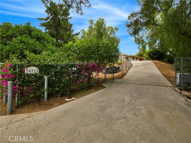 Detail Gallery Image 1 of 1 For 24875 Mulholland, Calabasas,  CA 91302 - 4 Beds | 3 Baths