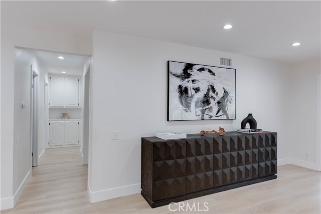 26129 Veva Way photo 6