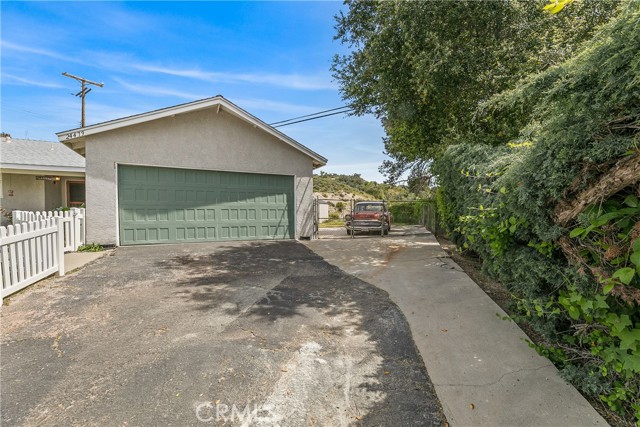 Image 2 for 24479 Shadeland Dr, Newhall, CA 91321