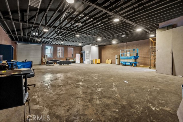 5066 Lankershim Boulevard photo 6