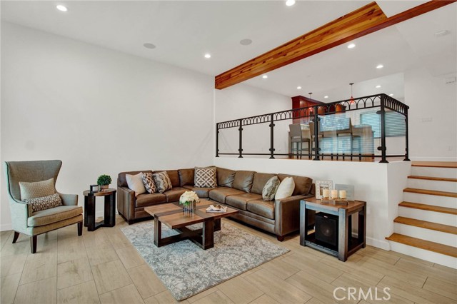 22311 Erwin Street photo 8