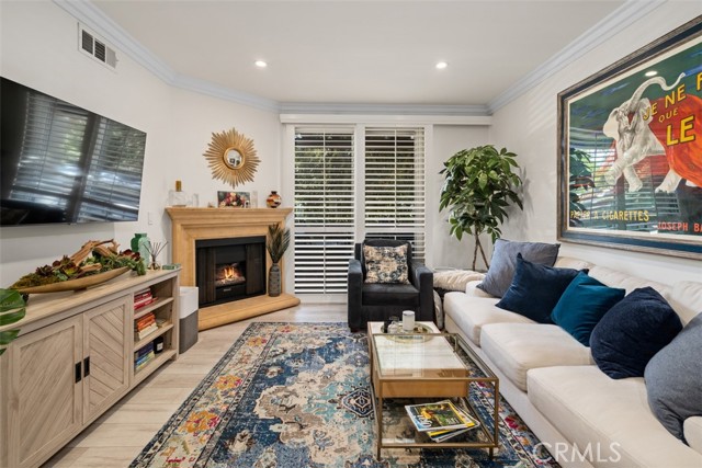4128 Whitsett Avenue, 102 photo 6