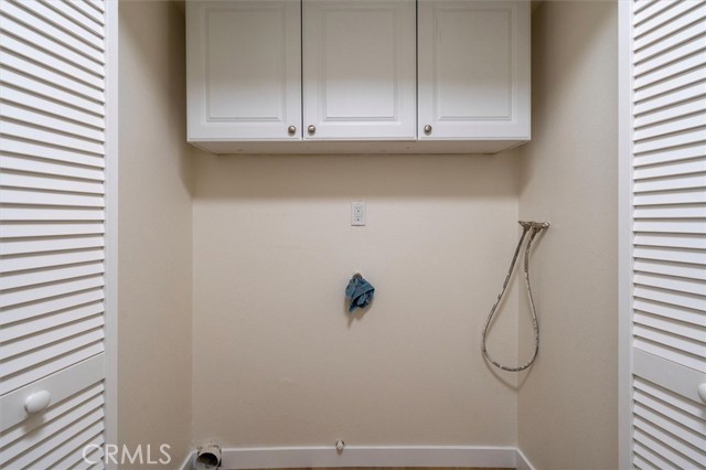 Washer/Dryer Closet