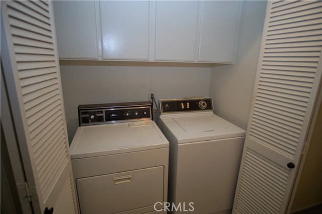 Upper Level Convenient In Unit Washer and Dryer