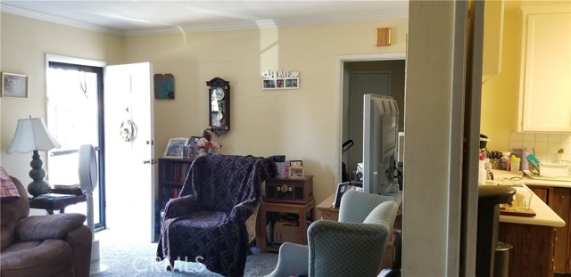 17642 Collins Street photo 4