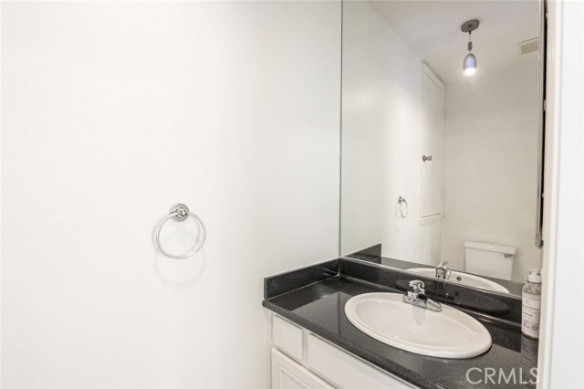 4520 Fulton Avenue, 10 photo 9