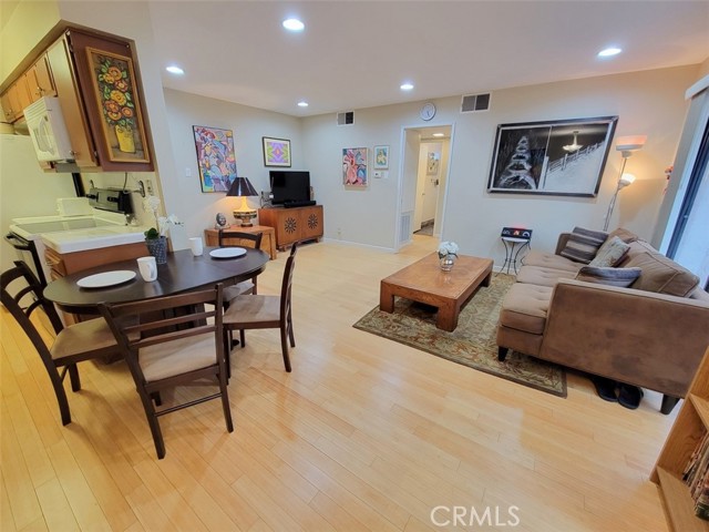 5003 Tilden Avenue, 106 photo 3