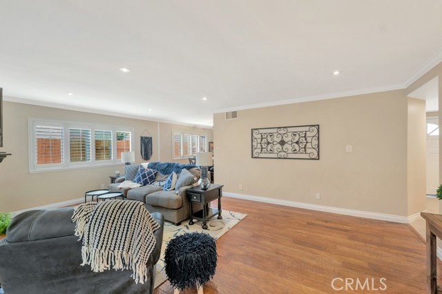 1896 Munson St. - Living room 5