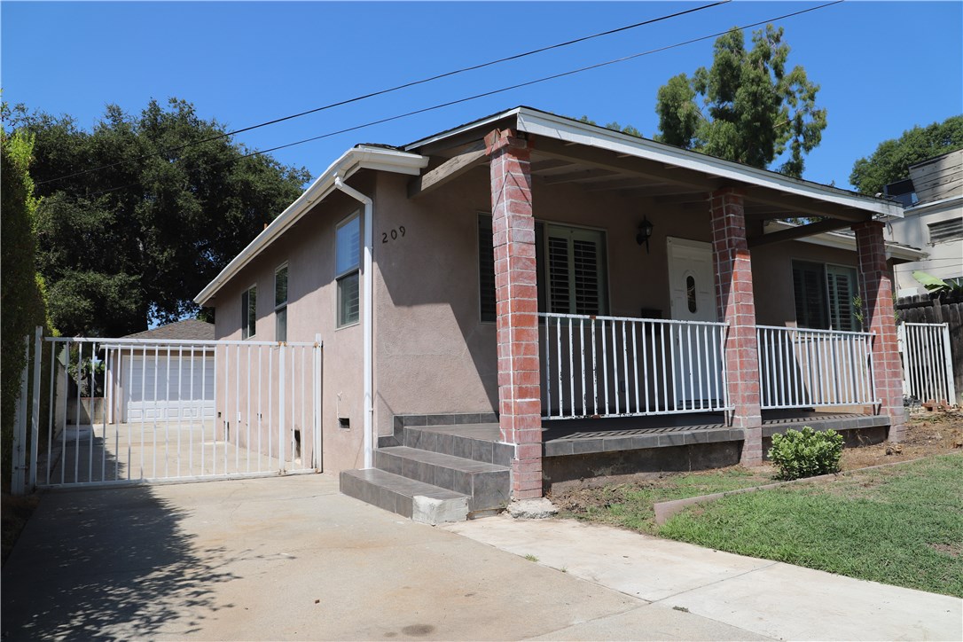 209 El Nido Ave, Pasadena, CA 91107