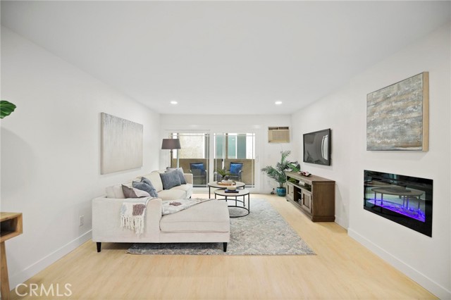 Image 3 for 10732 Woodbine St #4, Los Angeles, CA 90034