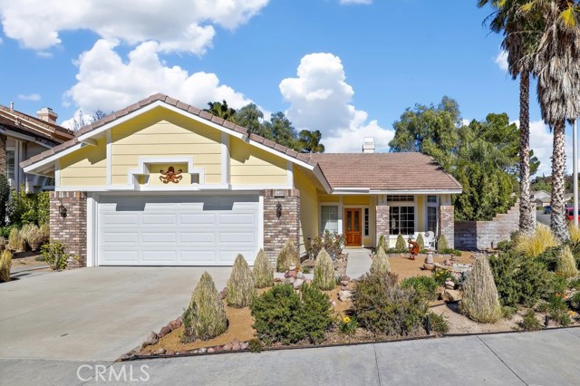 Image 2 for 14405 Grandifloras Rd, Canyon Country, CA 91387