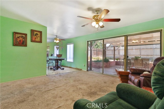 8030 Hesperia Avenue photo 6