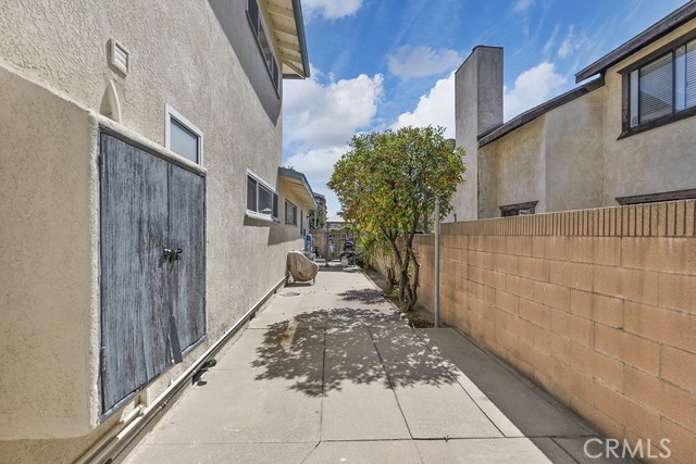 Patio area behind unit A