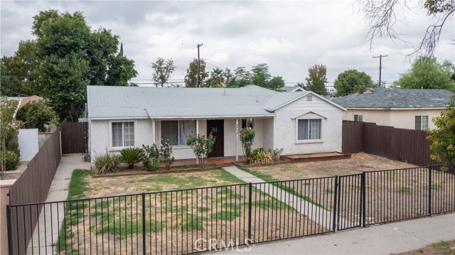 6923 Tampa Avenue photo 2