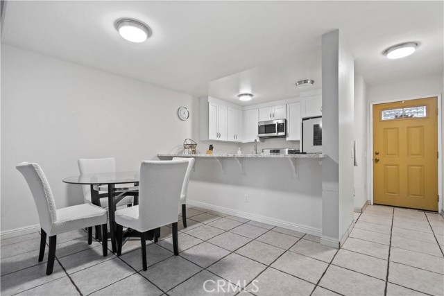 7050 Shoup Avenue, 213 photo 7