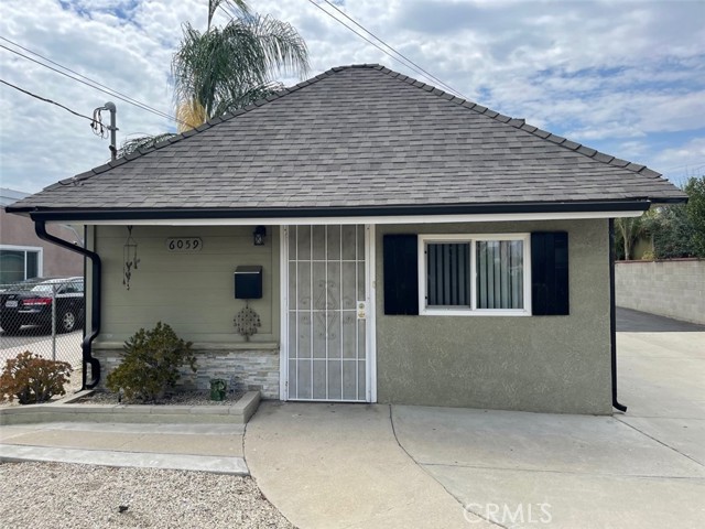 6059 Cleon Avenue photo 4