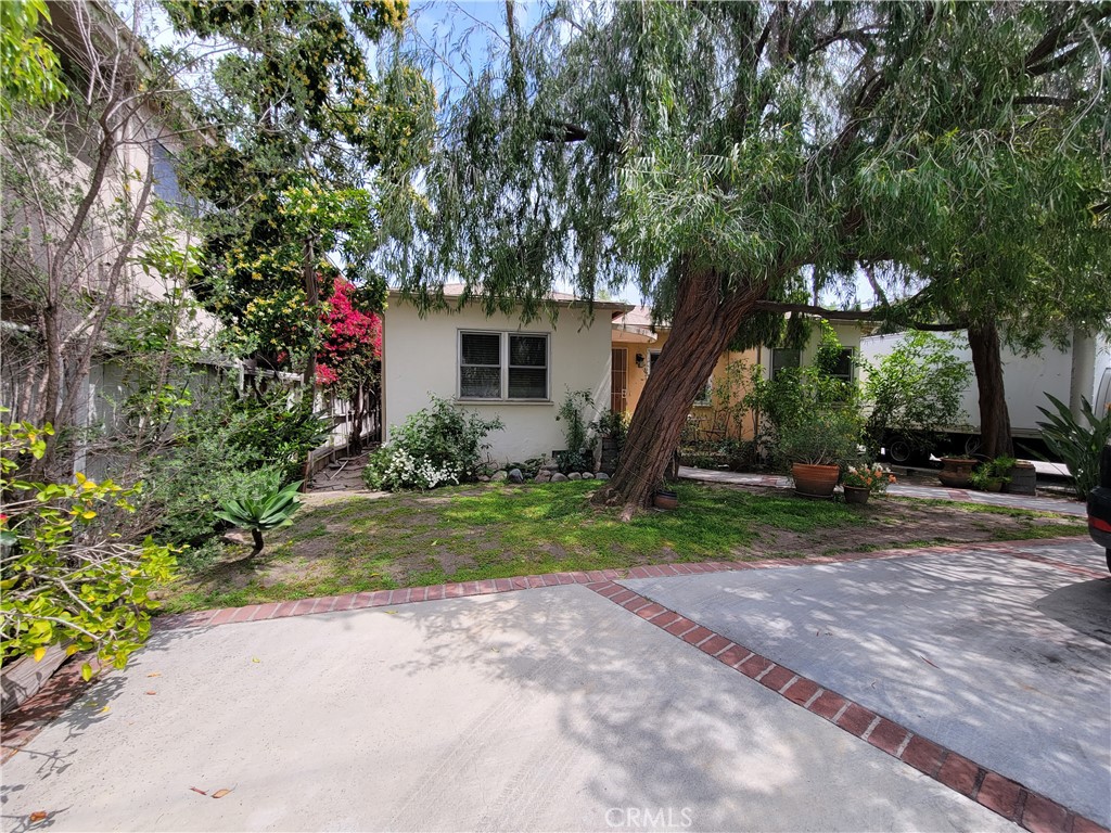 5014 Riverton Avenue, North Hollywood, CA 91601