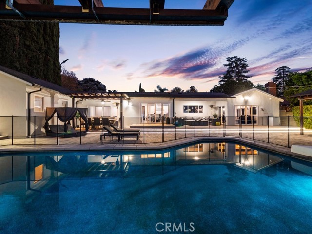 Photo of 19841 Redwing Street, Woodland Hills, CA 91364