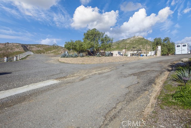 16669 Vasquez Canyon Road, Canyon Country (santa Clarita), California 91351, ,Residential,For Sale,16669 Vasquez Canyon Road,CRSR23020039