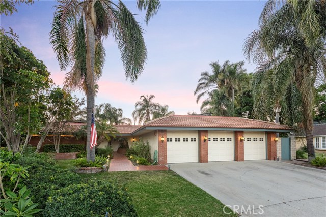 Photo of 19848 Merridy Street, Chatsworth, CA 91311