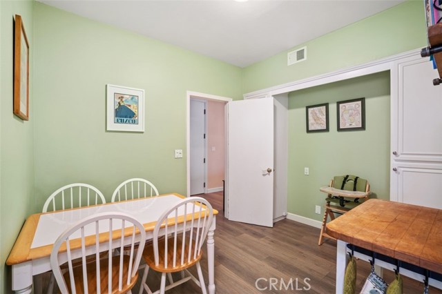 6240 Whitsett Avenue, 101 photo 8