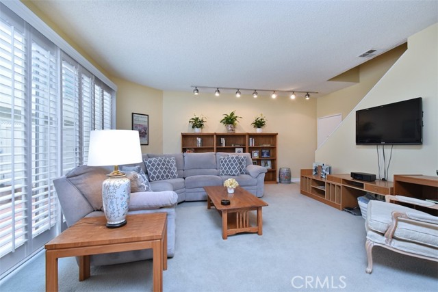 4242 Stansbury Avenue, 114 photo 7