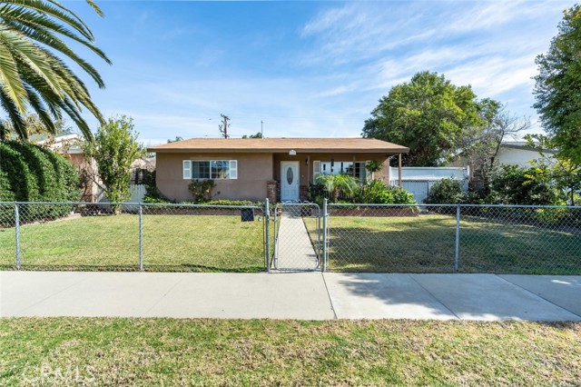 2416 S San Antonio Ave, Pomona, CA 91766